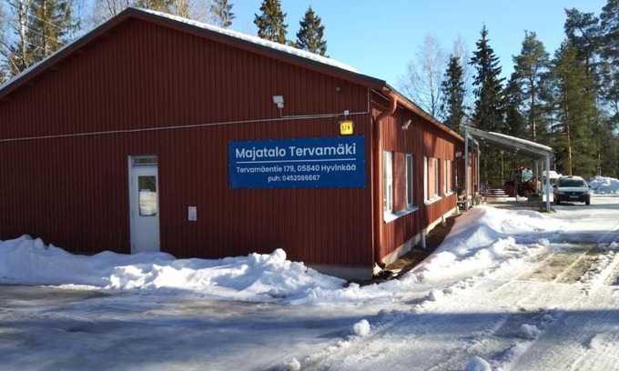 Hyvinkaa Hotel | Cozy Stay at Majatalo Tervamäki: Pet and Child Friendly