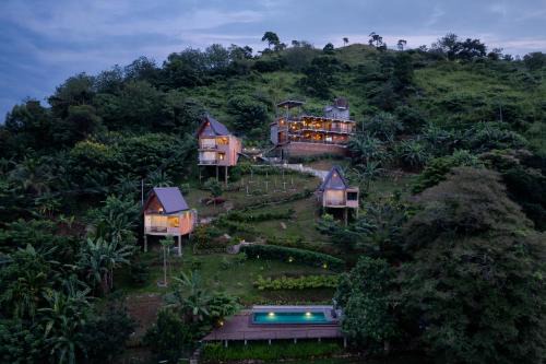 Ella Resort | Oceanfront Escape at Majentra Ella - Rated 9/10 by Guests