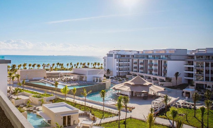Costa Mujeres Resort | Elegant Retreat at Majestic Elegance Costa Mujeres Resort