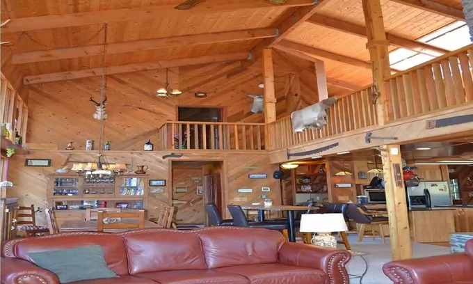 North Bend House | Scenic Lakefront Retreat with Views, Spa & Pet-Friendly Options