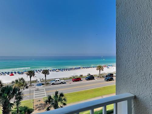 Miramar Beach Apartment | Experience Comfort at Majestic Sun 412a with Pool Access