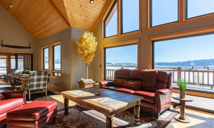 Star Valley Ranch House | Panoramic Family Lodge with Deck and Pool Amenities