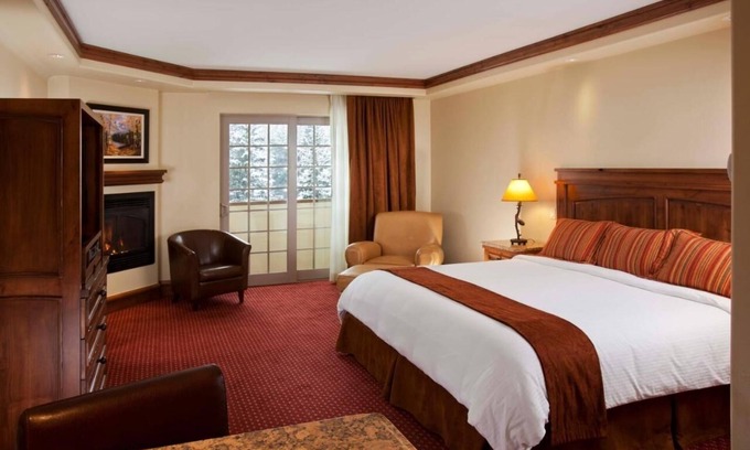Vail Hotel | Unforgettable Getaway with Hot Tub and Breathtaking Views