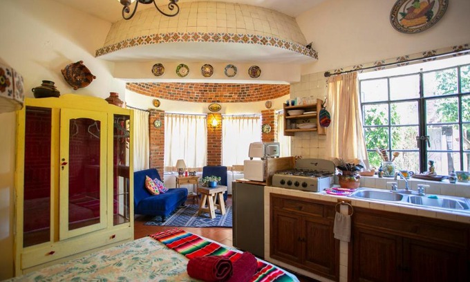 Cholula Apartment | Discover Majikal B&B - A Child-Friendly Retreat