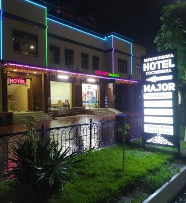 Fergana House | Budget-Friendly Stay at Major Hotel with Breakfast Included