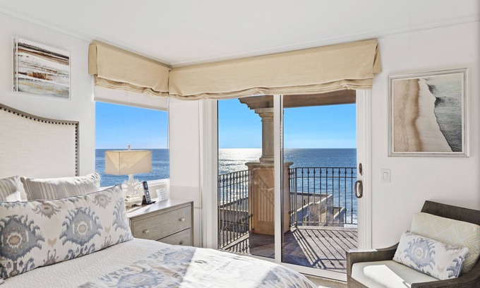 Laguna Beach Villa | Relaxing Majorca Surf Getaway with Beach Access & Ocean Views