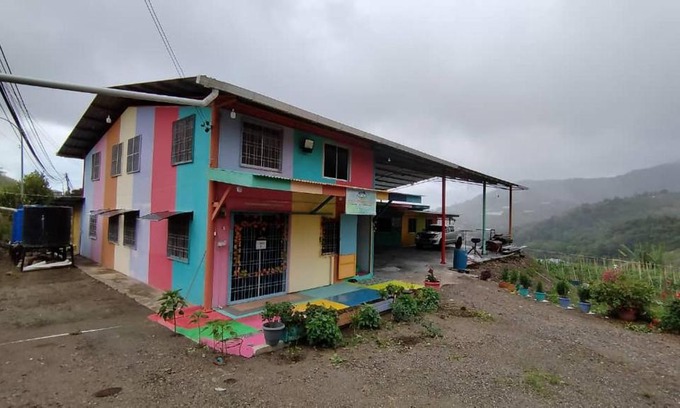 Kundasang House | Family-Friendly 5-Bedroom MAK Homestay UPSTAIRS Retreat