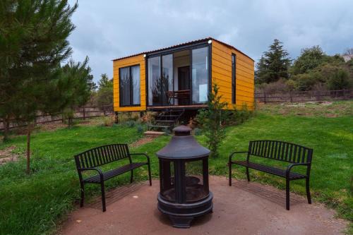 Tapalpa House | Cozy Makalu Cabin in Tapalpa Forest for 4 Guests