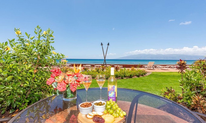 Honokowai Condo | Oceanfront Makani Sands #107: Exceptional 9.6/10 Stay