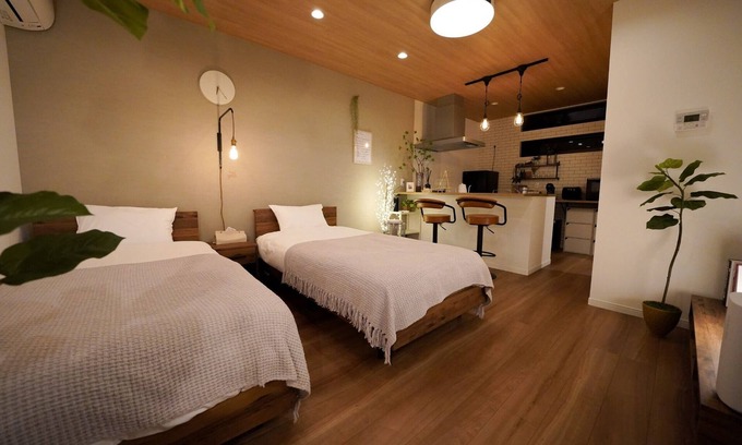 Saeki Ward Hotel | Reserve Your Stay at Garage House Hotel ISHIUCHI BASE 01