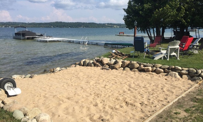 Cedar House | Unforgettable Family Getaways on Lake Leelanau