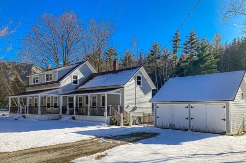 Wallingford House | Experience the Mountains with Family and Pets Welcome