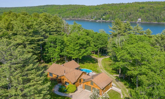 Wiscasset House | Unwind at Shimmering River Retreat - Your Maine Coastal Escape!