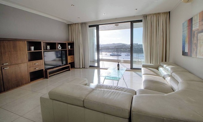 Sliema Apartment | Discover Your Dream Getaway Near Sliema Ferries