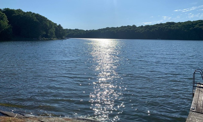 Minett Cottage | Unforgettable Stays at Make your Memories Waterfront Cottage