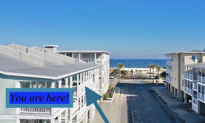Tybee Island Condo | Oceanview Retreat: Makin' Memories South Beach Awaits