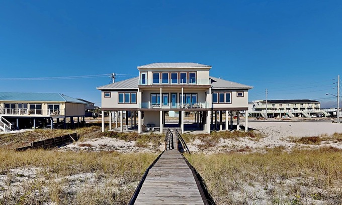 Navarre Beach House | Memorable Getaway | Beachfront Home with Spa & Ocean View
