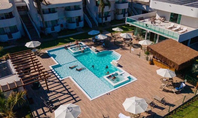 Bombas Hotel | Pet-Friendly Makkai Resort Bombinhas with Ocean Views