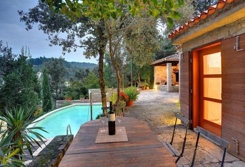Rakalj House | Elegant Mala Villa: Oceanfront Bliss & Guest Rated 9.7