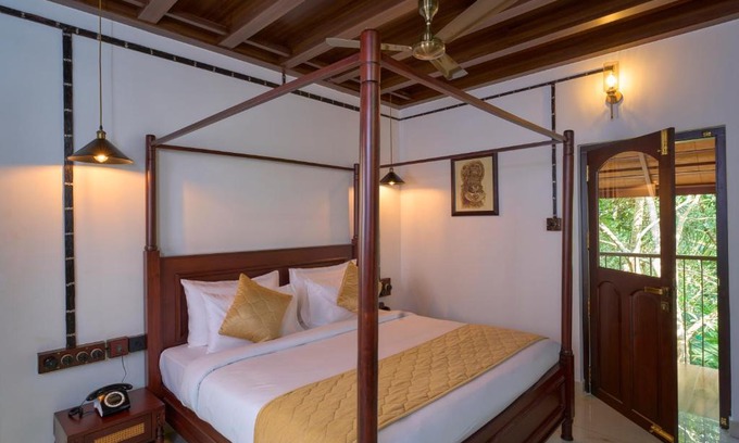 Tirur Resort | Malabar Kovilakam: Family-Friendly Retreat with Pool & Spa