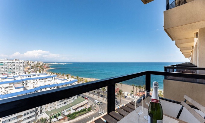 Torrequebrada Apartment | Discover MalagaSuite Aloha Playa with Pool and Spa Access