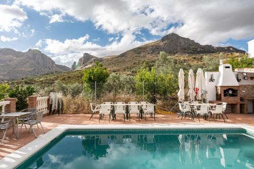 Alcaucin Ski Chalet | Discover MalagaSuite Villa Rural Alcaucín with Ocean Views