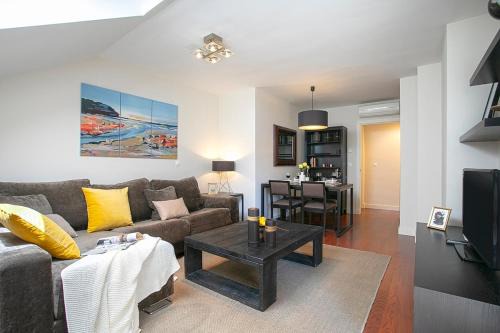 La Victoria Apartment | Discover MalagaSunApts: City Centre with Private Terrace