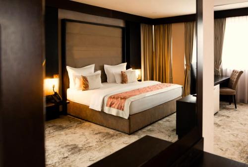 Ilidza Hotel | Elegant Malak Regency Hotel with Oceanfront and Spa Access