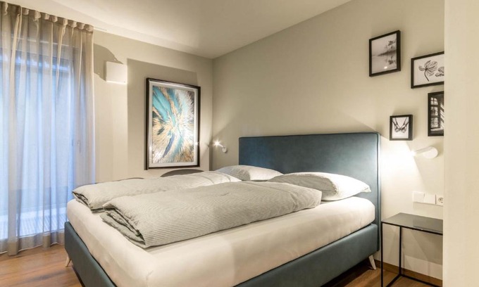 Tirolo Apartment | Outstanding Mali Apartments Lounge - Guest Rated 9.5/10