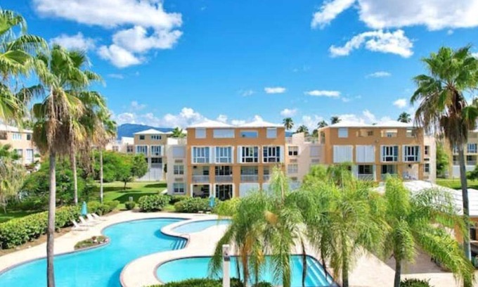 Urbanizacion Santiago Apartment | Beachfront Penthouse with Pool and Spa Amenities