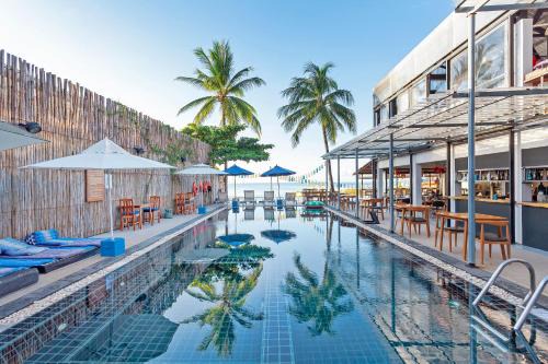 Chaweng City Center Resort | Unwind at Malibu Koh Samui Resort & Beach Club by the Sea
