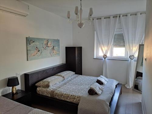 Terni Apartment | Inviting Malnati Home: 4-Star Stay with Pet-Friendly Comfort
