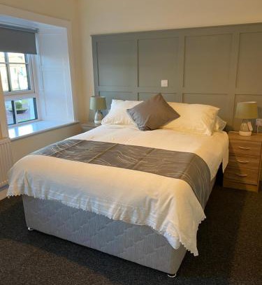 Lavy Beg Bed & Breakfast | Maloney's the Square Bed & Breakfast