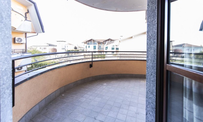 Vizzola Ticino Apartment | Comfortable Malpensa Express with Breakfast in Vizzola Ticino