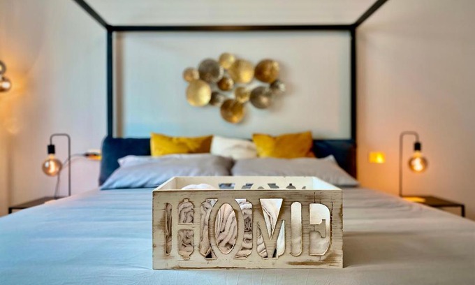 Case Nuove Apartment | Discover Malpensa Home: Family-Friendly Stay Near Lakes