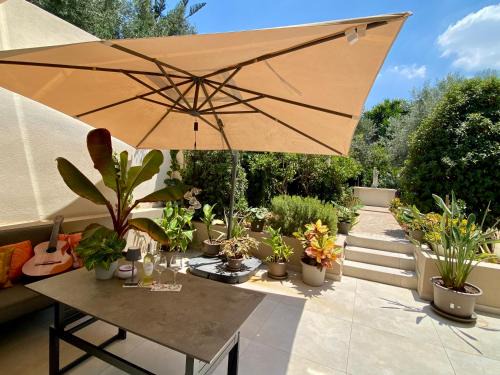 Mosta Bed & Breakfast | Relax at Maltese Garden Villa: Top-Rated Family Getaway