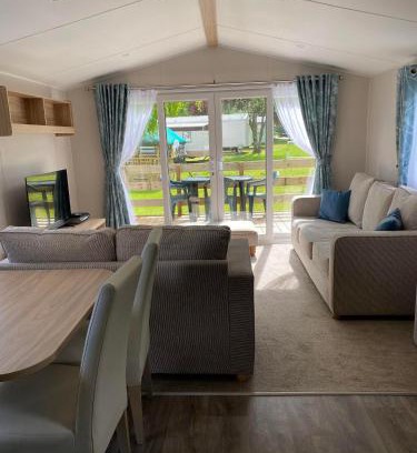 Ardentinny House | Pet-Friendly Malton 74: Guest Rated 9.1/10 Experience