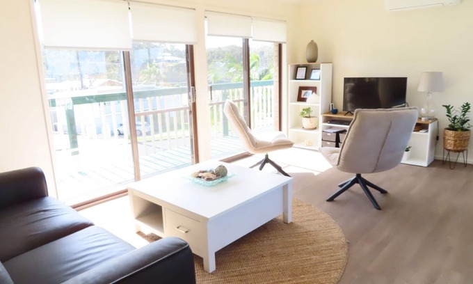 Malua Bay House | Malua Bay Coast House - Ocean Views - Short Stroll to Beach