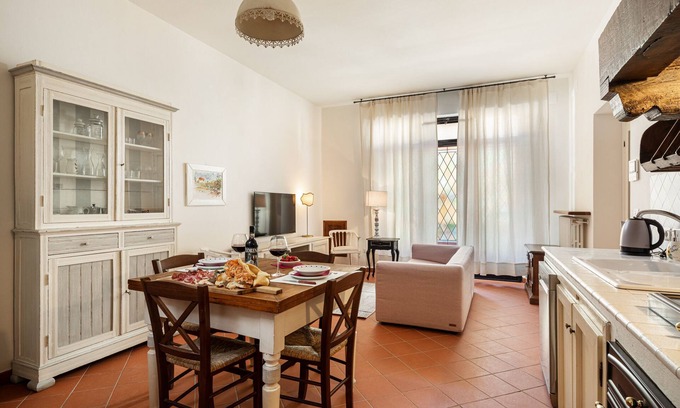 Greve in Chianti Apartment | Charming Malvasia Home with Mini-Pool in Greve