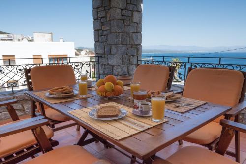 Mavrovouni Apartment | Oceanfront Malvazios Villas #5 with Pool & Top Guest Rating