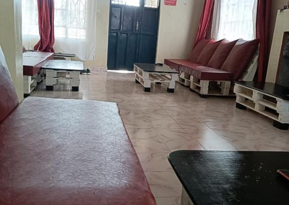 Sagana House | Comfortable Stay at Mambo Comfort Sagana with Breakfast