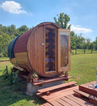 Pazmand Resort | Discover MANÓ HORDÓHÁZAK: Guest Rated 10/10 with Kitchen