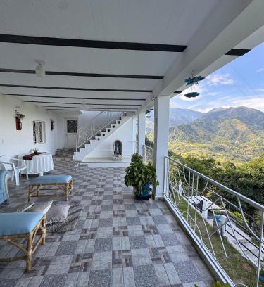 Ibague House | Manaju - Finca Campestre y Glamping