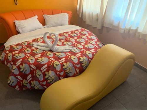 Puente Piedra Hotel | Budget-Friendly Stay at Manantail Hotel No.003 with Hot Tub