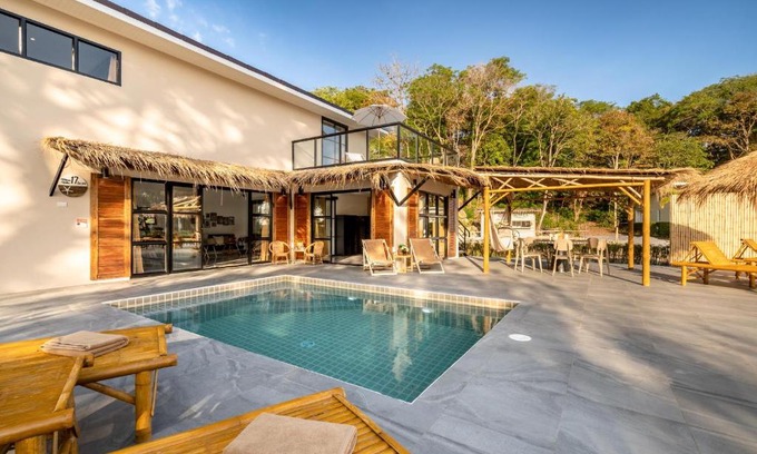 Ko Lanta Villa | Discover Manao Pool Villa 17: Steps from the Beach