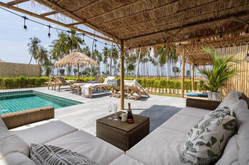 Ko Lanta Villa | Discover Manao Seaview Pool Villa - Steps from the Beach