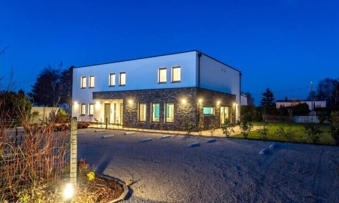 Liers Hotel | Eco-Friendly Manava Hôtel: Guest Rated 10/10 Experience