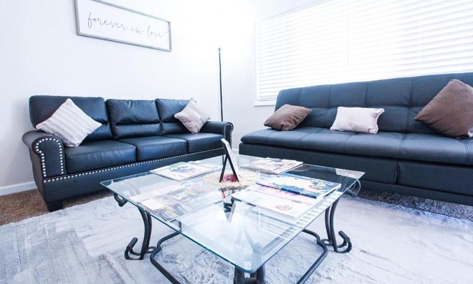 Rexburg Apartment | Pet-Friendly Manchester Manor - Family Retreat in Kingston East