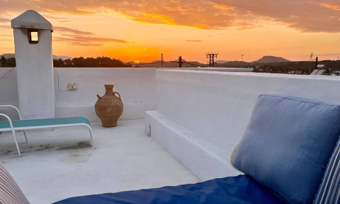 Koskinou House | Experience Koskinou Traditional House with Outdoor Jacuzzi