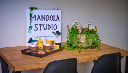 Pelekito Apartment | Child-Friendly Mandola Studio in Perithia, Corfu - 10/10 Rated